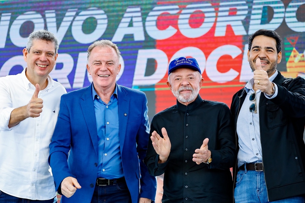 Lula sobe o tom contra família Bolsonaro e ironiza atuação de Eduardo nos EUA: ‘Trump, não deixa meu pai ser preso’