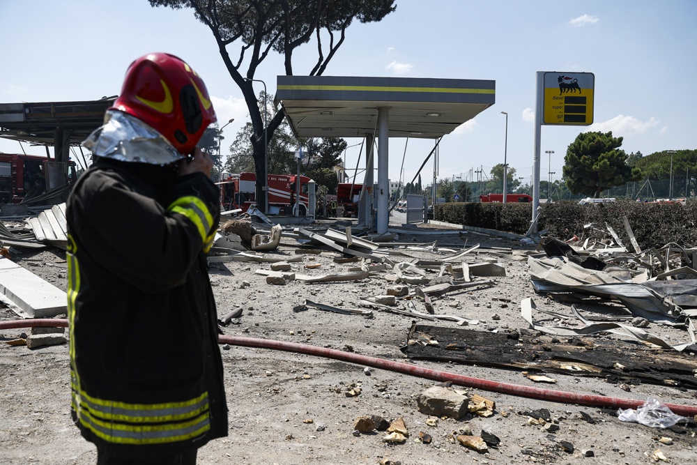 Explosão em posto de gasolina em Roma deixa ao menos 40 feridos