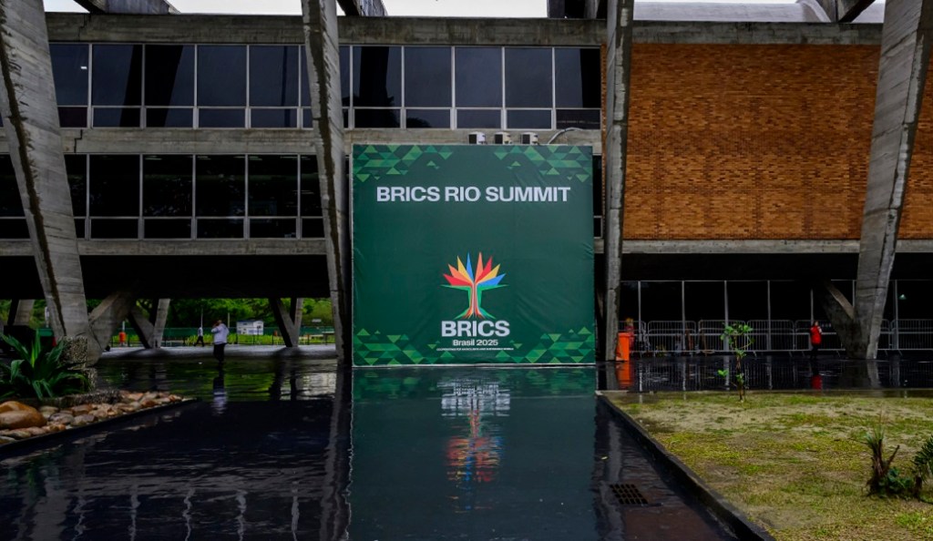 Brics vai discutir tarifas ‘unilaterais’, guerras, IA e mudanças climáticas no Rio de Janeiro