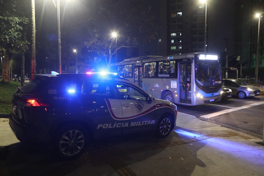 Principal linha de investigação de ataques a ônibus é de envolvimento com sindicatos