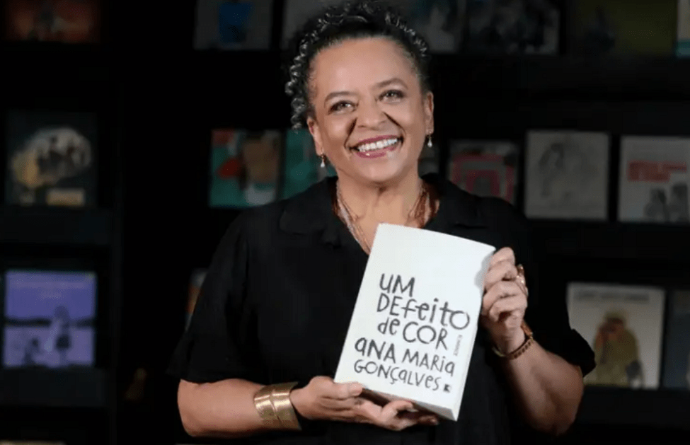 A escritora Ana Maria Gonçalves