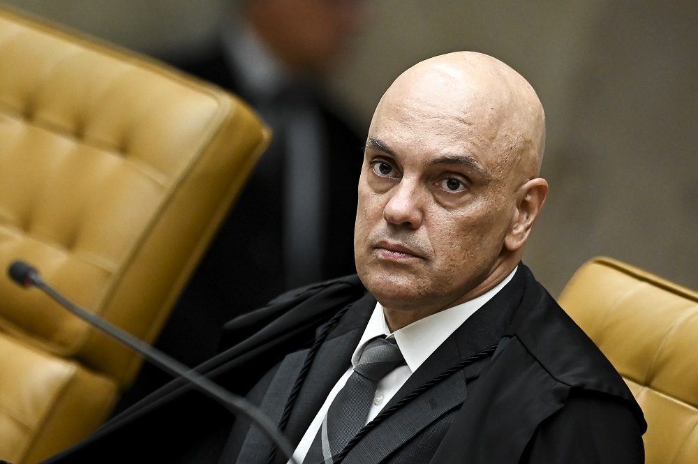 STF manda juízes devolverem 'penduricalhos' por pagamentos acima do teto