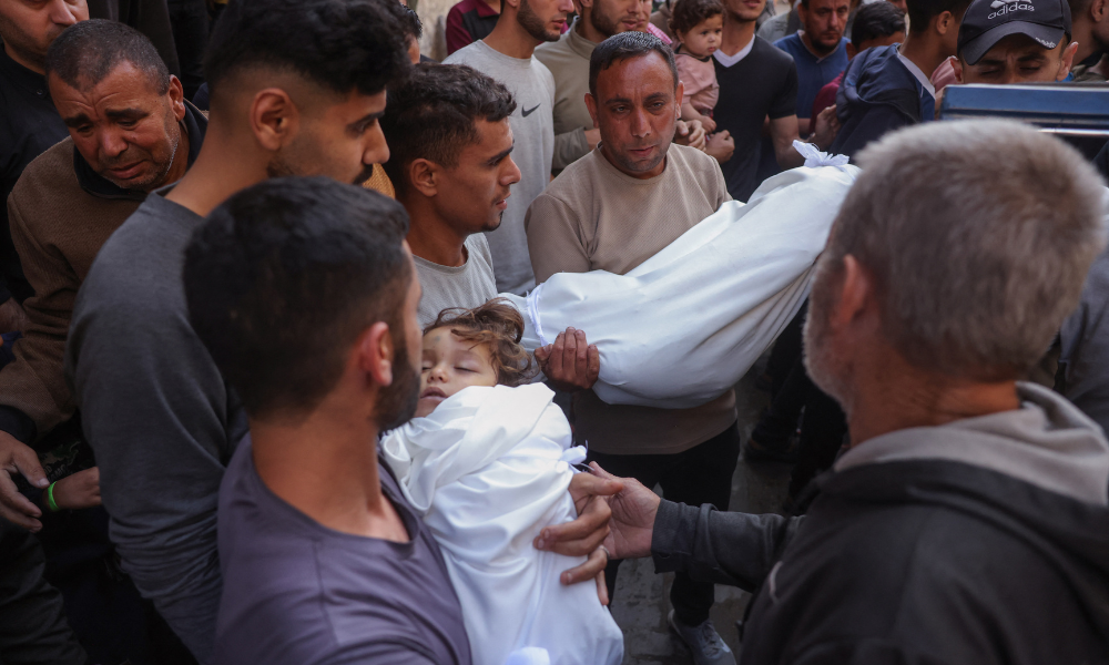 Defesa Civil da Faixa de Gaza denuncia morte de 44 palestinos em novos ataques israelenses