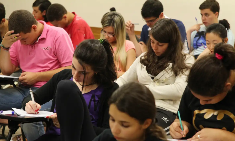 Mulheres terão pelo menos metade das vagas na segunda fase do CNU 2025