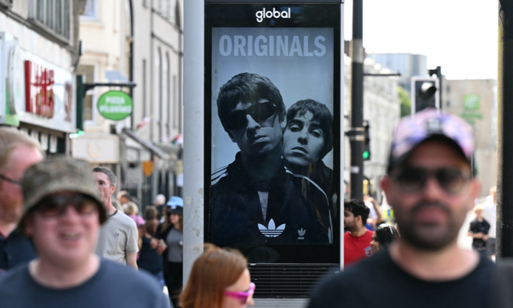 Oasis começa turnê de retorno em Cardiff nesta sexta-feira 