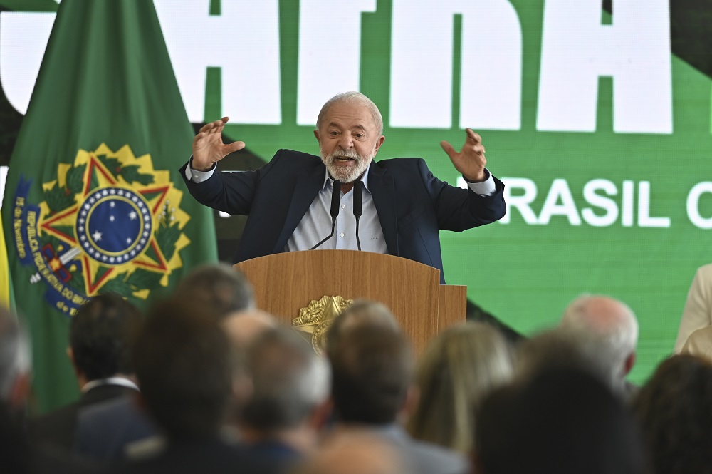Lula diz ter tido uma ‘conversa forte’ com Macron sobre acordo UE-Mercosul