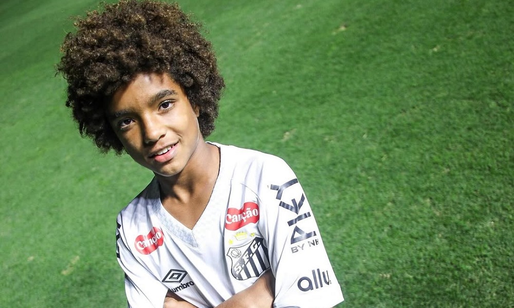 Santos anuncia plano de carreira com jovem talento de 13 anos semelhante ao feito para Neymar