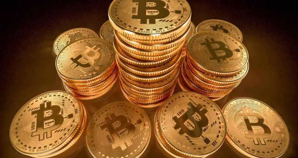 ‘Na alegria ou na tristeza’: até quando o bitcoin cai essa ferramenta que opera criptomoedas pode lucrar