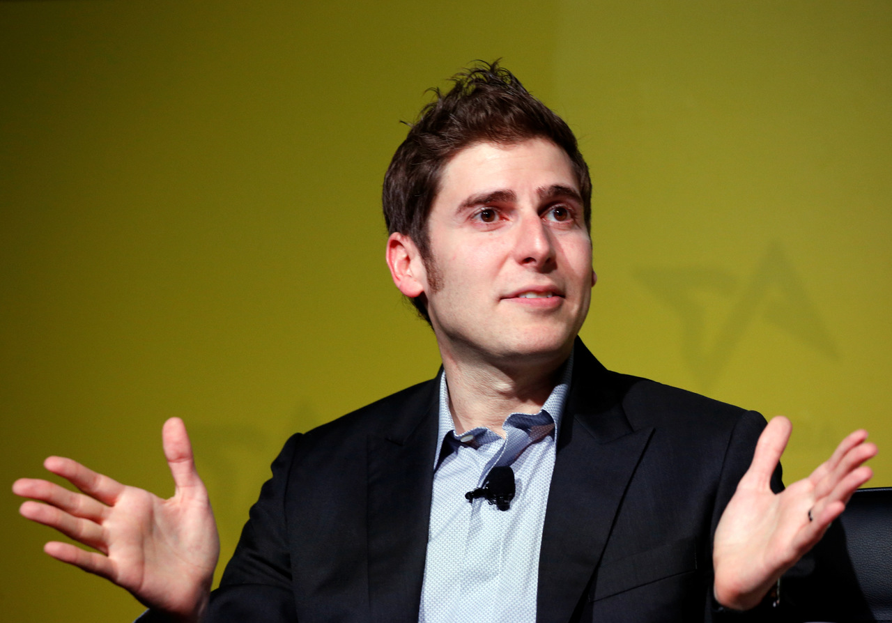 Primeiro investidor do Facebook, Eduardo Saverin é o brasileiro mais rico com fortuna de R$ 227 bilhões