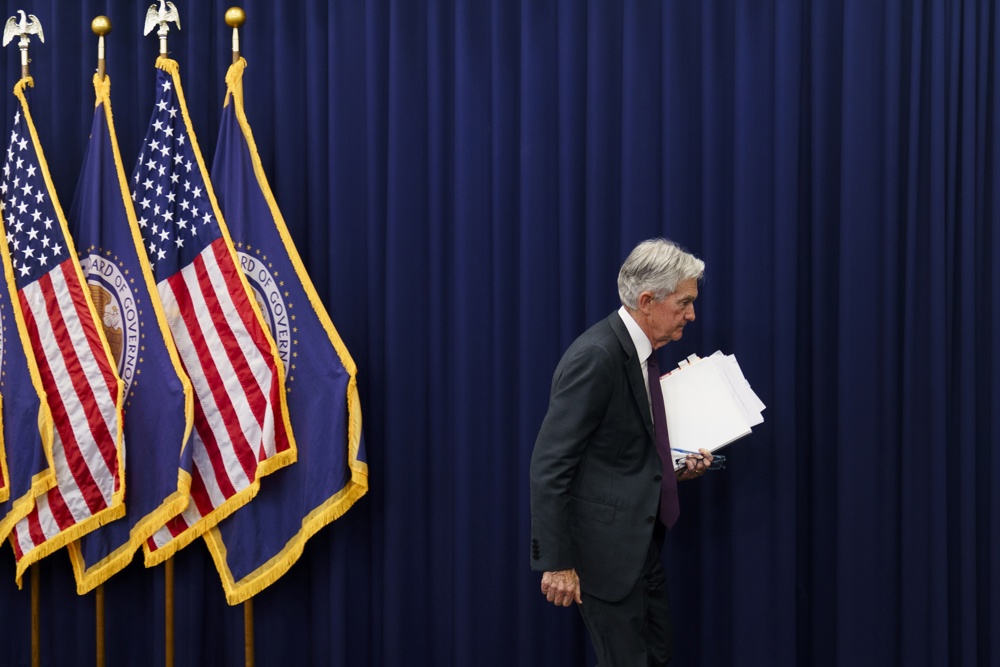 Donald Trump diz que Jerome Powell deveria seguir diretora e renunciar ao Fed