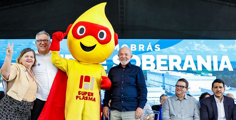 Presidente dos EUA é ‘inimigo da saúde’, afirma Alexandre Padilha