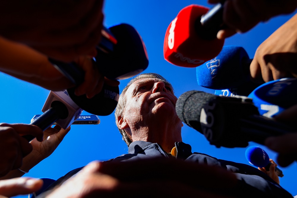 Polícia Federal quer agentes na casa de Bolsonaro para monitoramento efetivo