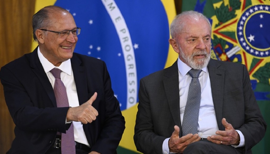 Plano contra o tarifaço: emenda pode ser pior do que o soneto