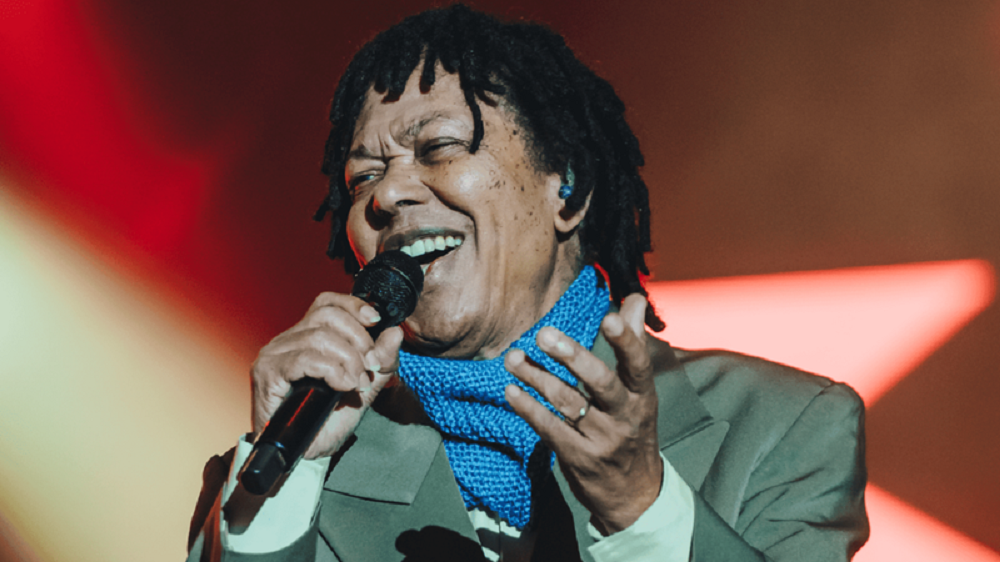 Djavan anuncia seu 26º disco de inéditas e turnê de 50 anos de carreira