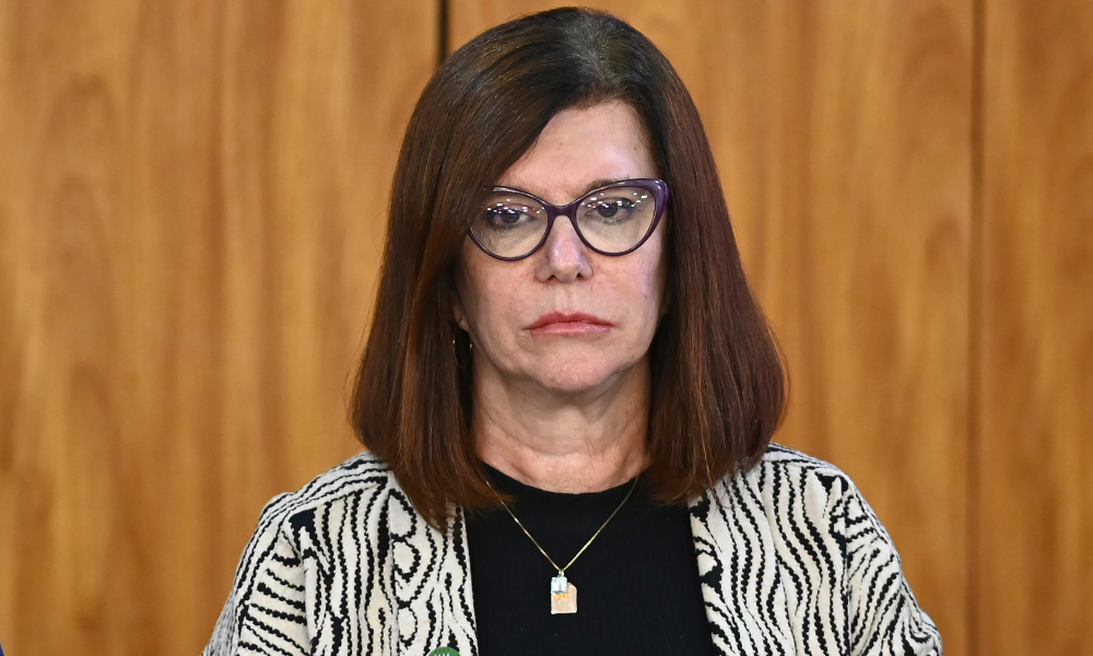 DF - LULA/PLANO AMAZÔNIA SEGURANÇA E SOBERANIA - POLÍTICA - Foto, presidente da Petrobras, Magda Chambriard. Nesta segunda (17) o Presidente Luiz Inácio Lula da Silva participa da Cerimônia de Assinatura de Contrato entre BNDES e MJSP para destinação de recursos do Fundo Amazônia a ações de fortalecimento do "Plano Amazônia: Segurança e Soberania ? AMAS".