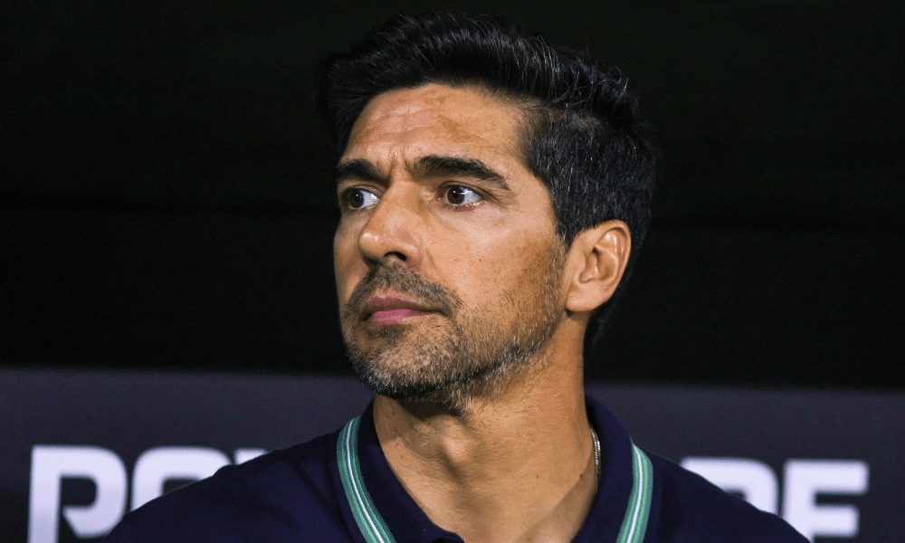 Abel Ferreira vê Carlos Miguel como 3ª opção no Palmeiras: ‘Quem chega tem que mostrar’