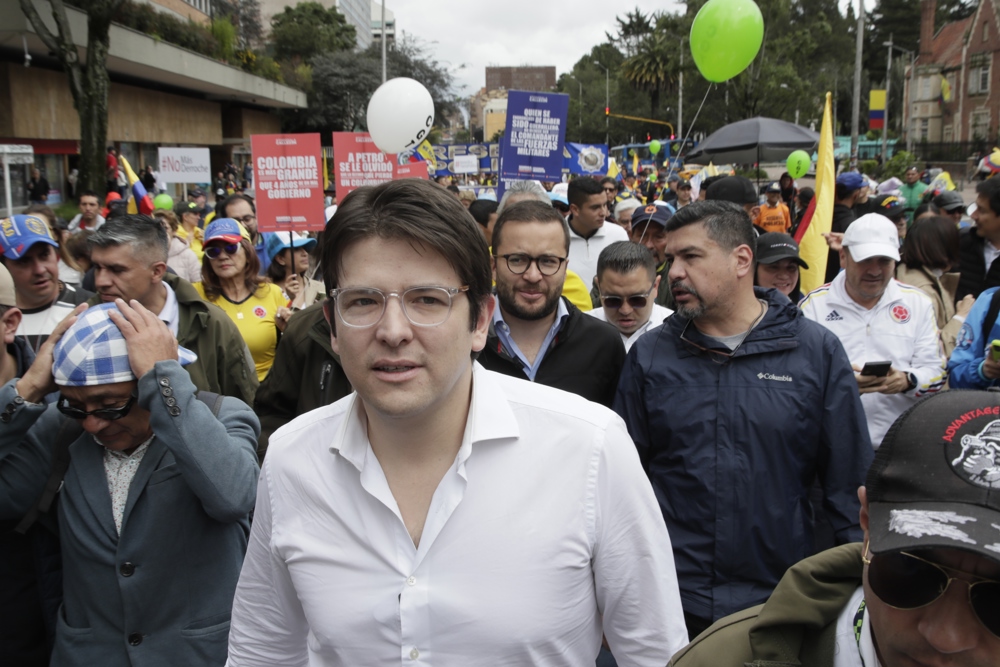 Saiba quem era Miguel Uribe, promessa da direita colombiana vítima de violência política