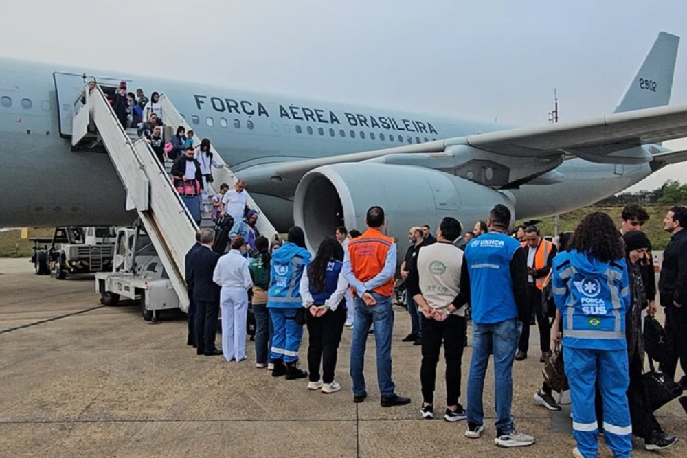 Governo federal lançará programa para acolher brasileiros repatriados em situação de vulnerabilidade