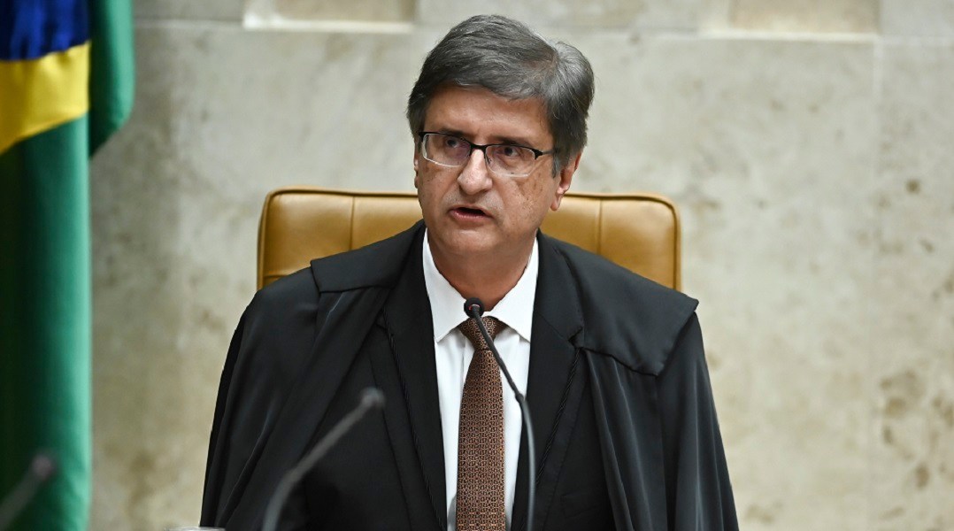 PGR reitera pedido de ministros de acesso a todos os conteúdos do celular de Vorcaro