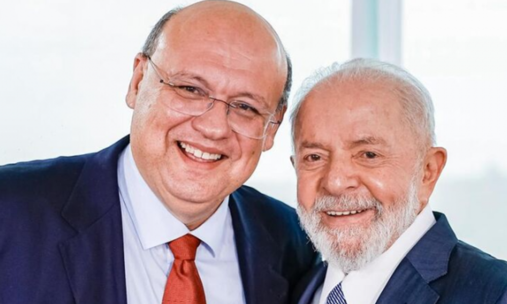 Secretário que teve visto revogado pelos EUA diz que sanção é ‘injusta’ e defende Mais Médicos