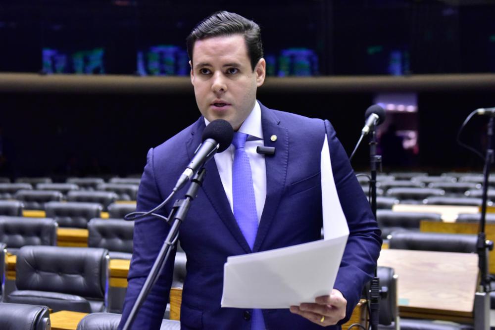 Entre convite a youtuber e pedido de CPI, deputados investigarão influenciadores suspeitos de exploração sexual infantil