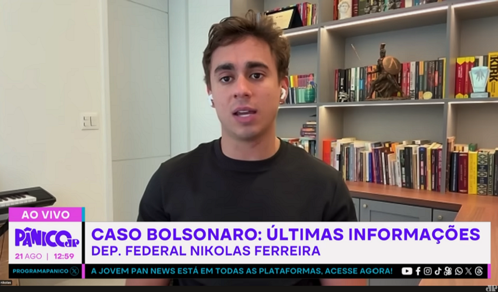 O deputado Nikolas Ferreira em entrevista ao Pânico
