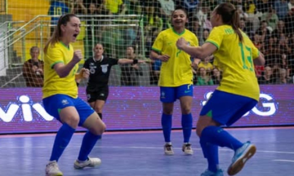 Seleção feminina de futsal goleia Marrocos e garante vaga antecipada na final do Torneio Internacional de Xanxerê