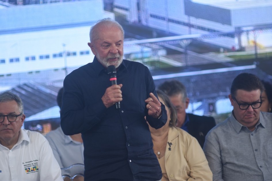 O Presidente da República, Luiz Inácio Lula da Silva, acompanhado de ministros e assessores, participa da cerimônia de inauguração da fábrica de hemoderivados da Empresa Brasileira de Hemoderivados e Biotecnologia (Hemobrás), em Goiana (PE)