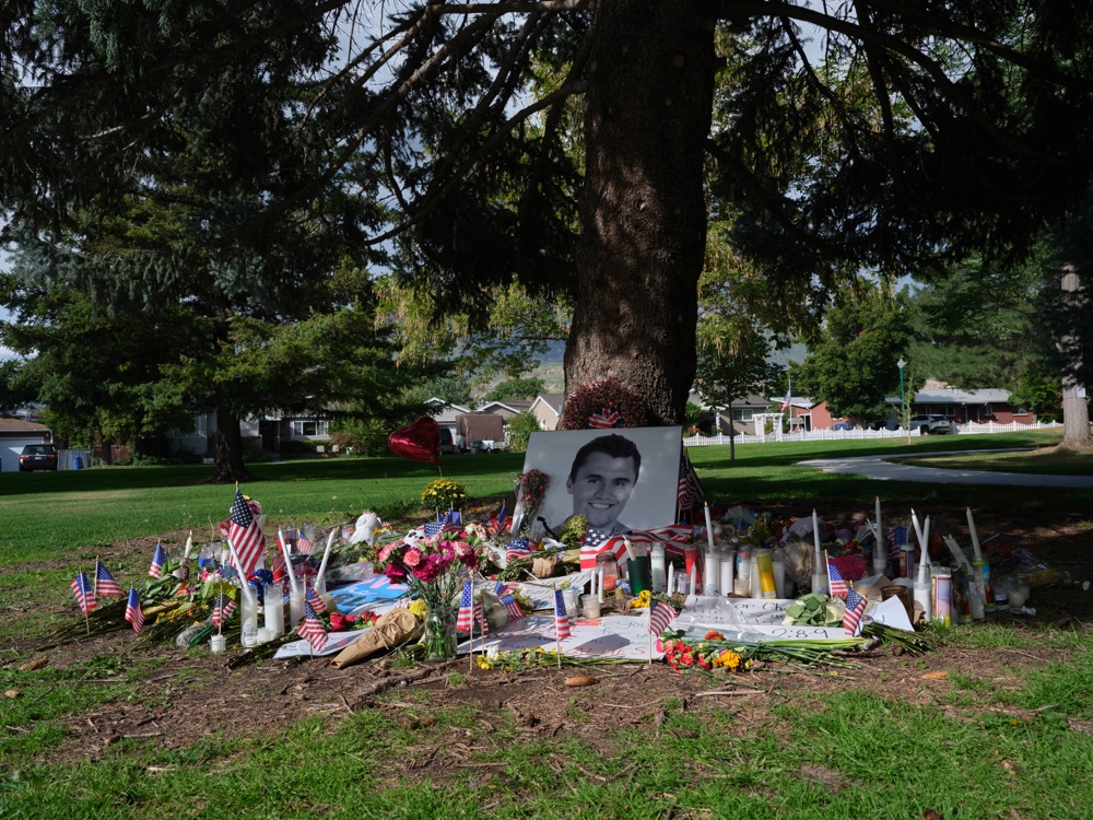 Caso Charlie Kirk: Quando foi que começamos a comemorar a morte para pertencer? 