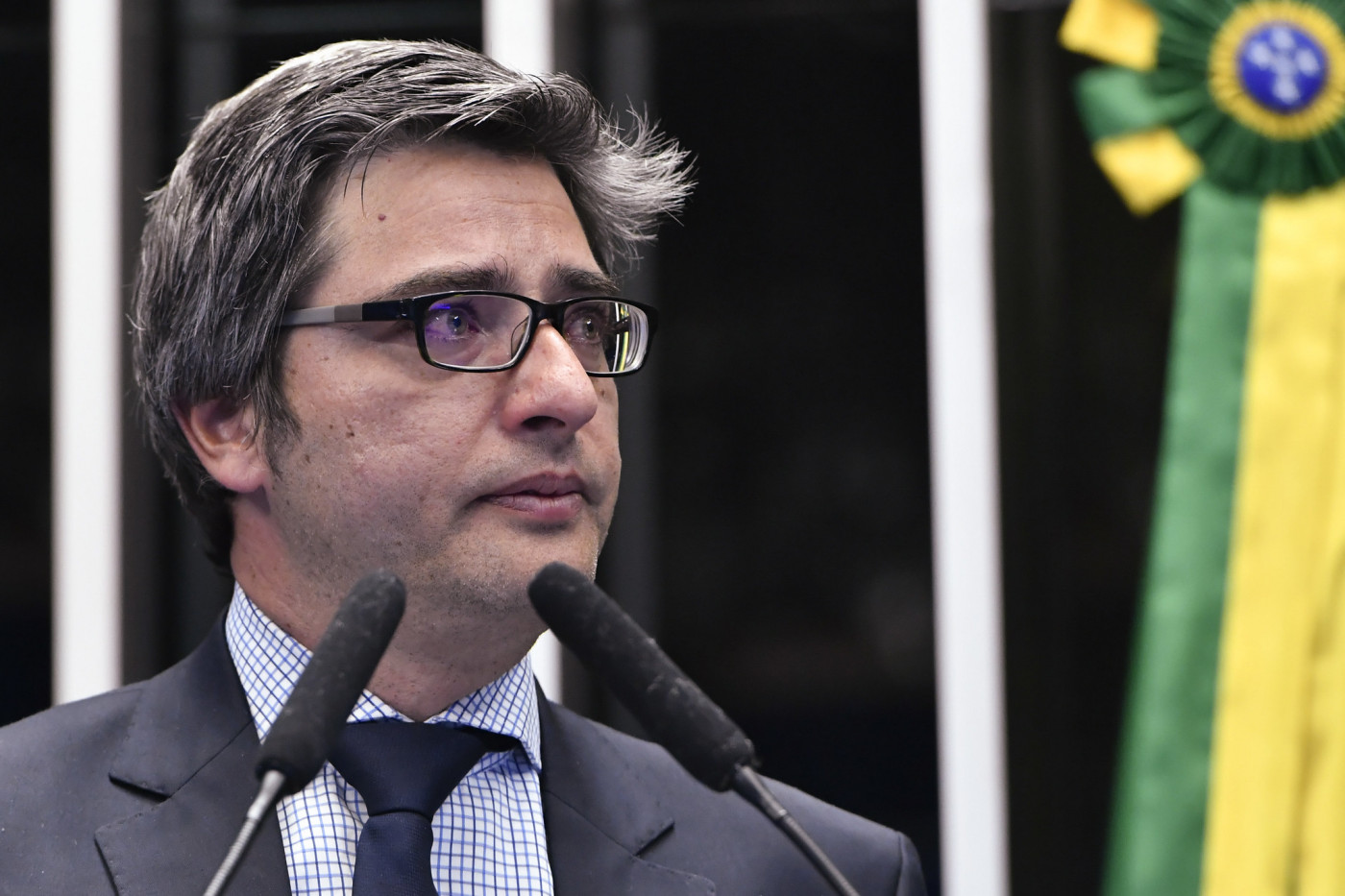 Carlos Portinho sobe o tom contra Cláudio Castro: 'É do meu partido? Dane-se' 