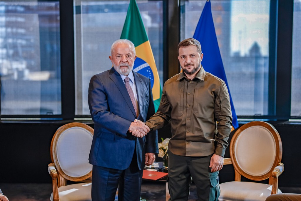 Governo brasileiro avalia encontro entre Lula e Zelensky em Nova York