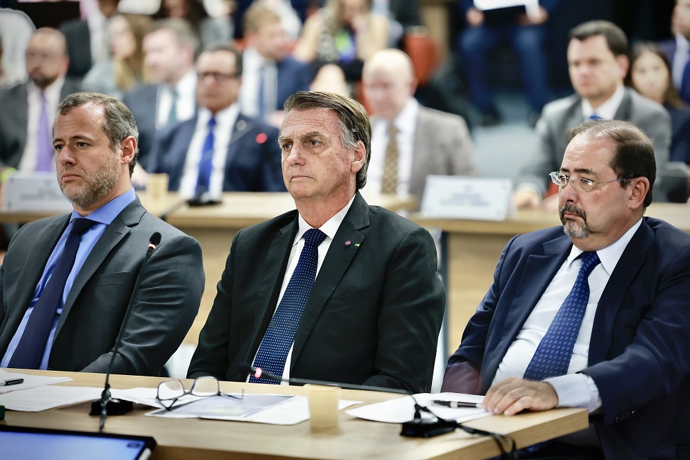 Advogado de Jair Bolsonaro nega ter buscado informações sobre delação de Mauro Cid