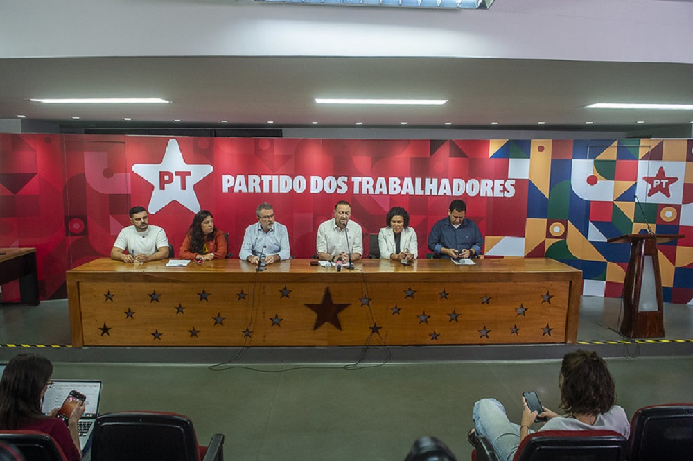 Nova cúpula do PT desengaveta ideia e vai dar treinamento com big techs visando as eleições de 2026