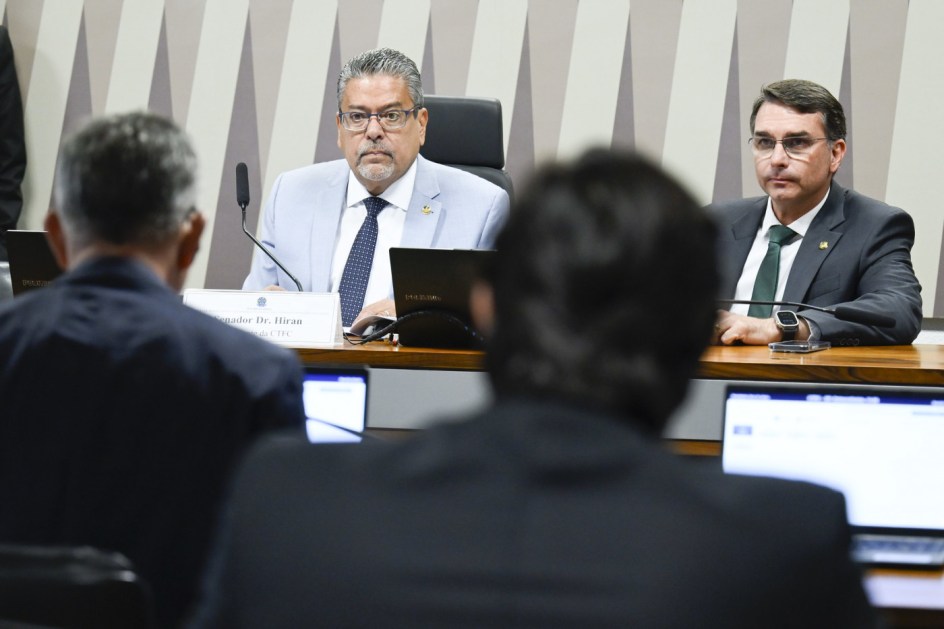 Comissão de Transparência, Governança, Fiscalização e Controle e Defesa do Consumidor (CTFC) realiza reunião deliberativa