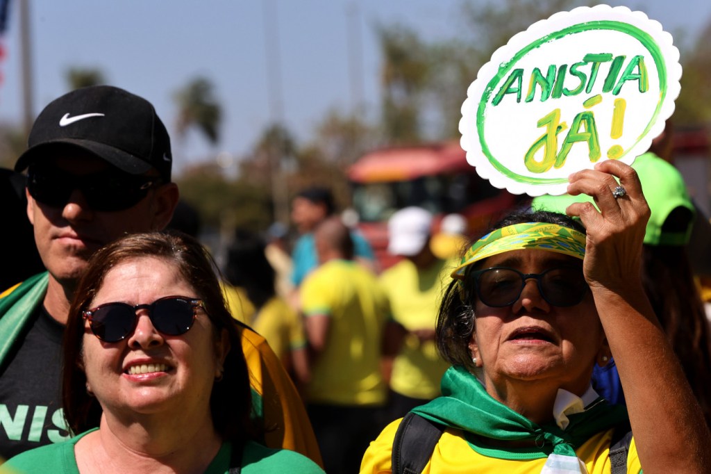 Partido Liberal rejeita PL da Dosimetria, bate o pé por anistia e promete fazer jogo duro no Congresso
