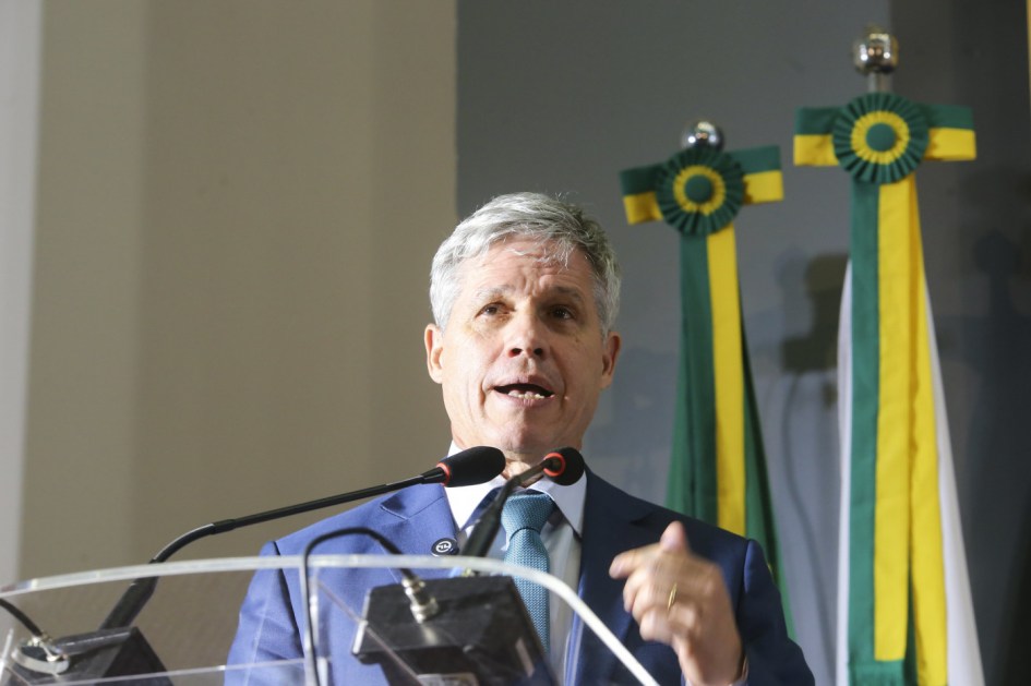 Ministério do Desenvolvimento Agrário e Agricultura Familiar MDA.GOVBR Seguir 09-09-2025 18h Ministro Paulo Teixeira participa do Lançamento da Campanha Mais Mercados para a Agricultura Familiar na Transição Energética. 09-09-2025 18h Ministro Paulo Teixeira participa do Lançamento da Campanha Mais Mercados para a Agricultura Familiar na Transição Energética. Foto Albino Oliveira - Ascom MDA