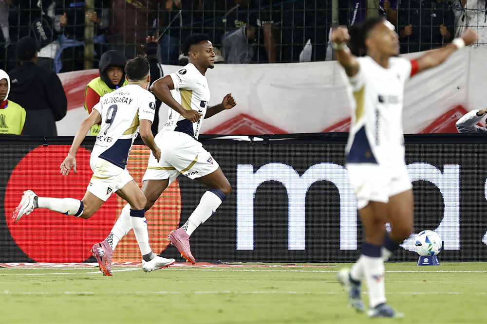 São Paulo perde para o LDU por 2 a 0 nas quartas da Libertadores