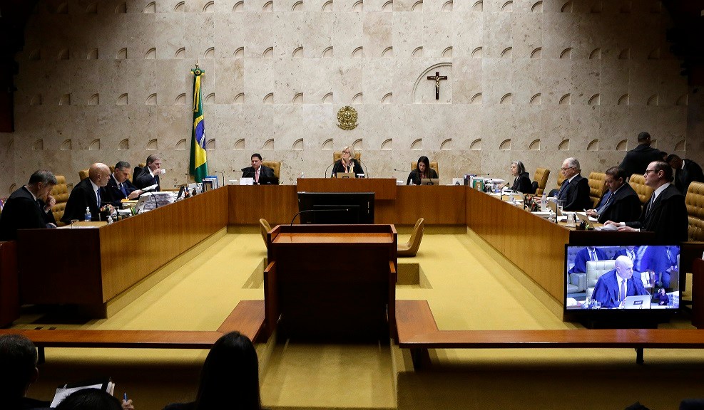 Cancelamento de plenário no STF em meio à crise não acontecia há 17 anos