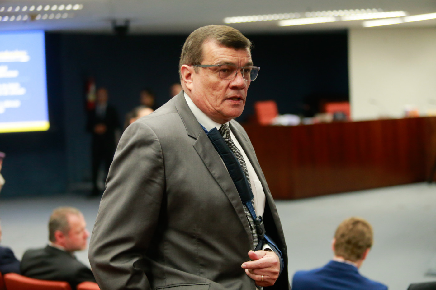 Moraes autoriza ex-ministro de Bolsonaro a fazer curso superior em EAD