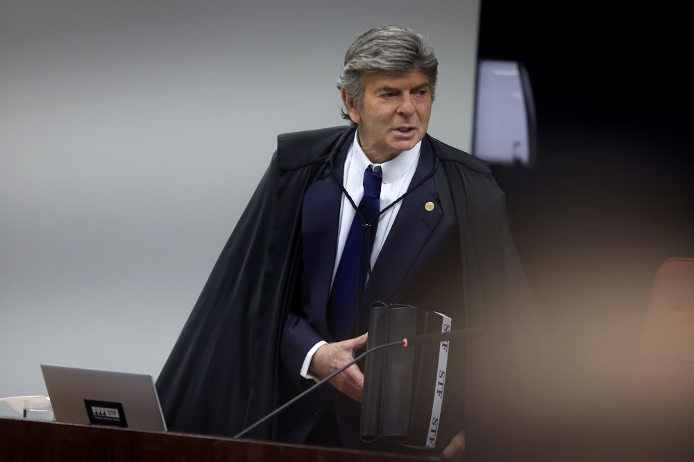 Fux afirma em seu voto que crítica política não pode ser confundida com ataque à democracia