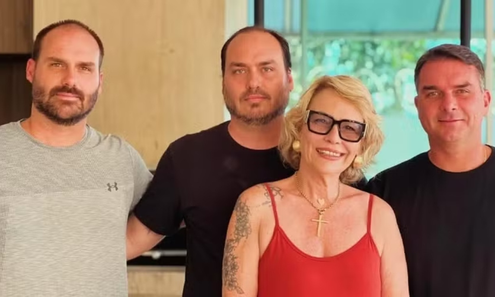 Justiça do RJ aceita denúncia contra suspeitos de assalto à ex-mulher de Bolsonaro