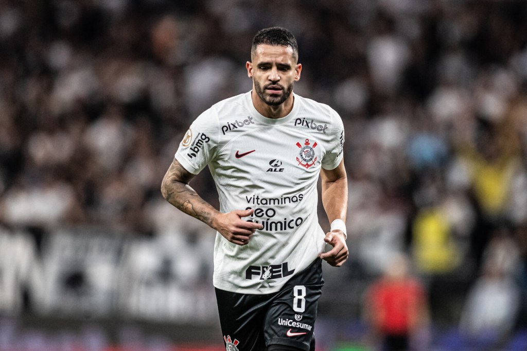 Ídolo do Corinthians e jogador de Copa do Mundo, Renato Augusto anuncia aposentadoria aos 37 anos