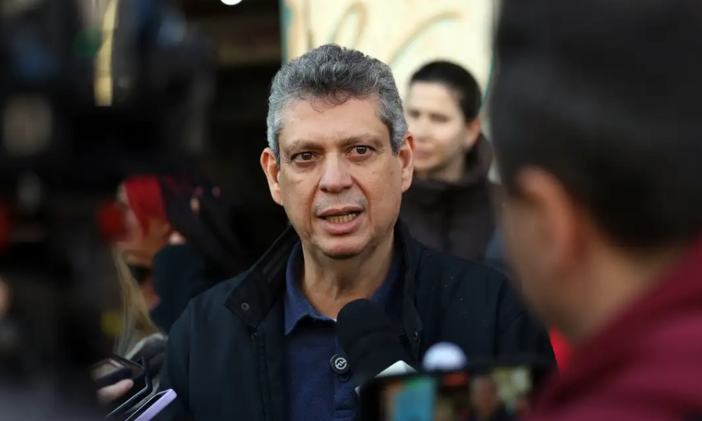Ministro de Lula diz que derrubada do decreto do IOF derrota do país