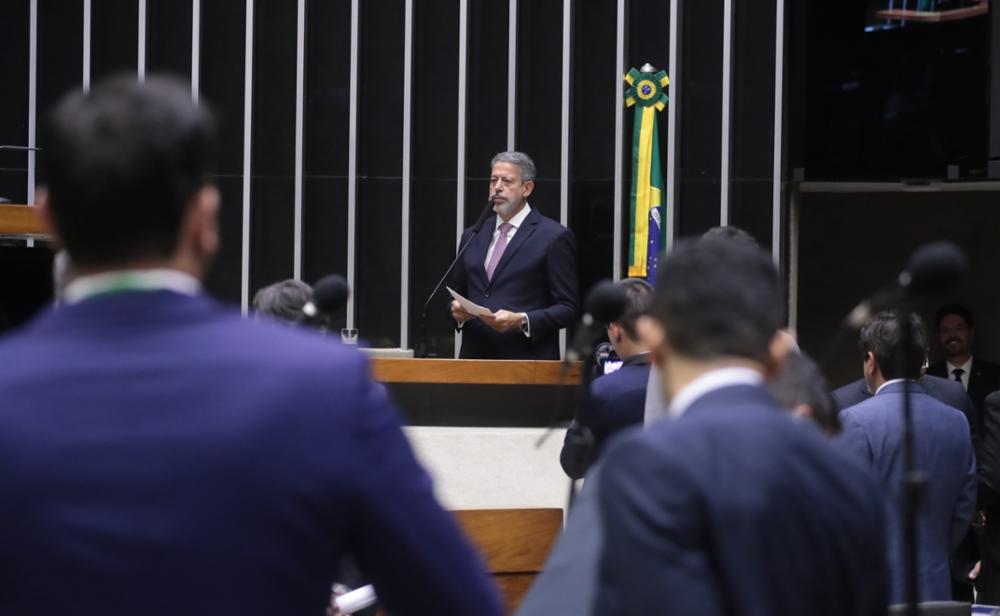 Para evitar mais desgastes, Centrão deve apoiar taxação dos mais ricos em compensação do IR