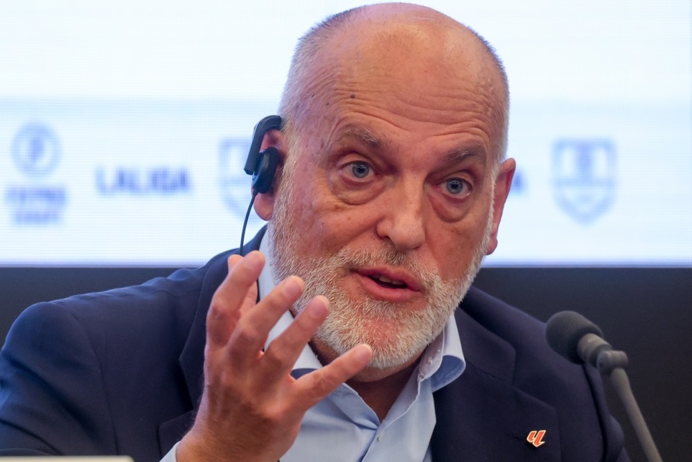 Tebas rebate Courtois e rejeita adiar estreia do Real Madrid no Espanhol: ‘Nenhuma liga mudou’