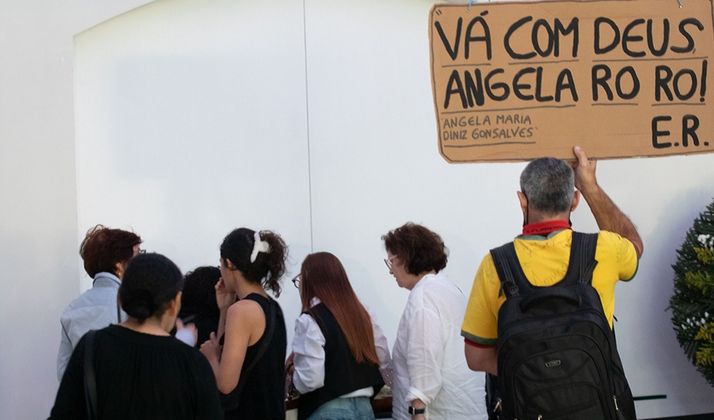Velório Angela Ro Ro