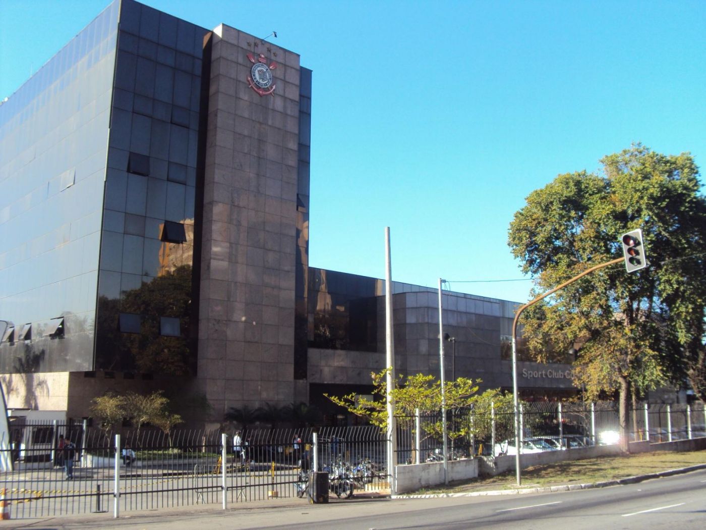 Corinthians aprova plano de quitação de R$ 367 milhões em dívidas judiciais
