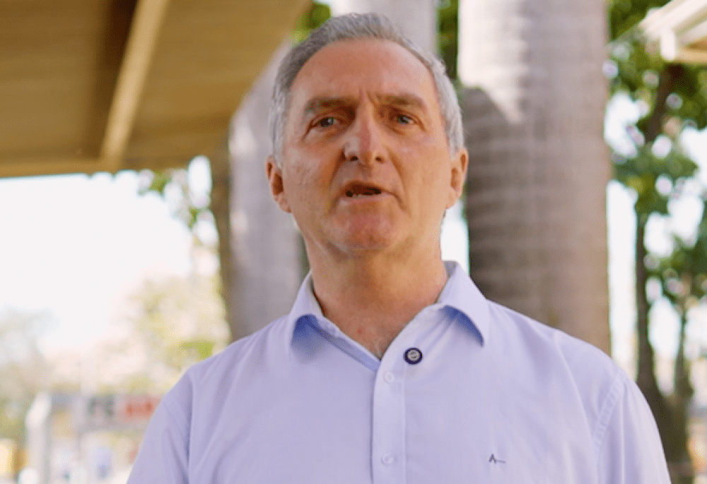 Irmão de Bolsonaro se pronuncia sobre julgamento no STF: ‘Delação está cheia de contradição’