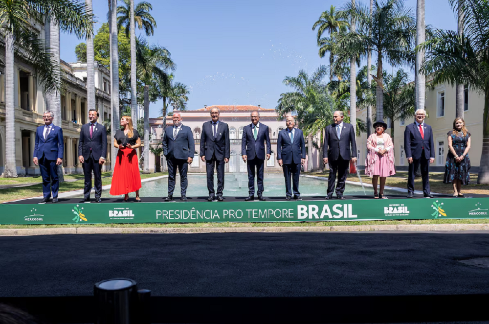 Alckmin, Mauro Vieira e Fávaro celebram acordo Mercosul-EFTA em meio a ‘aumento do protecionismo’