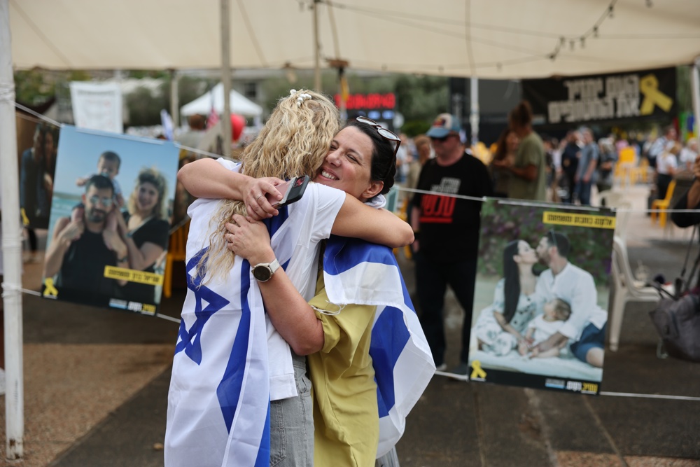 O que se sabe sobre a volta dos reféns para Israel após cessar-fogo em Gaza